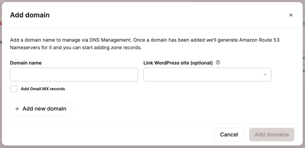 Inserire il dominio e il sito WordPress collegato nella finestra modale Aggiungi dominio e cliccare su Aggiungi domini per continuare.