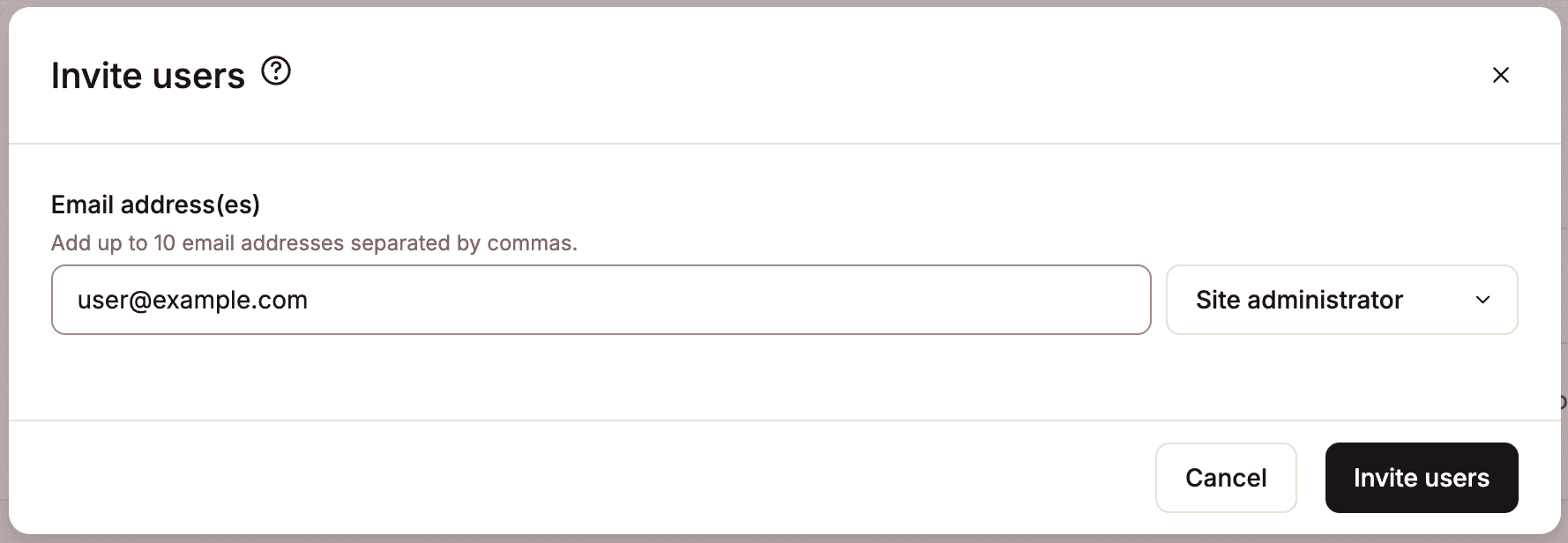 Invitare un utente a un servizio in MyKinsta.