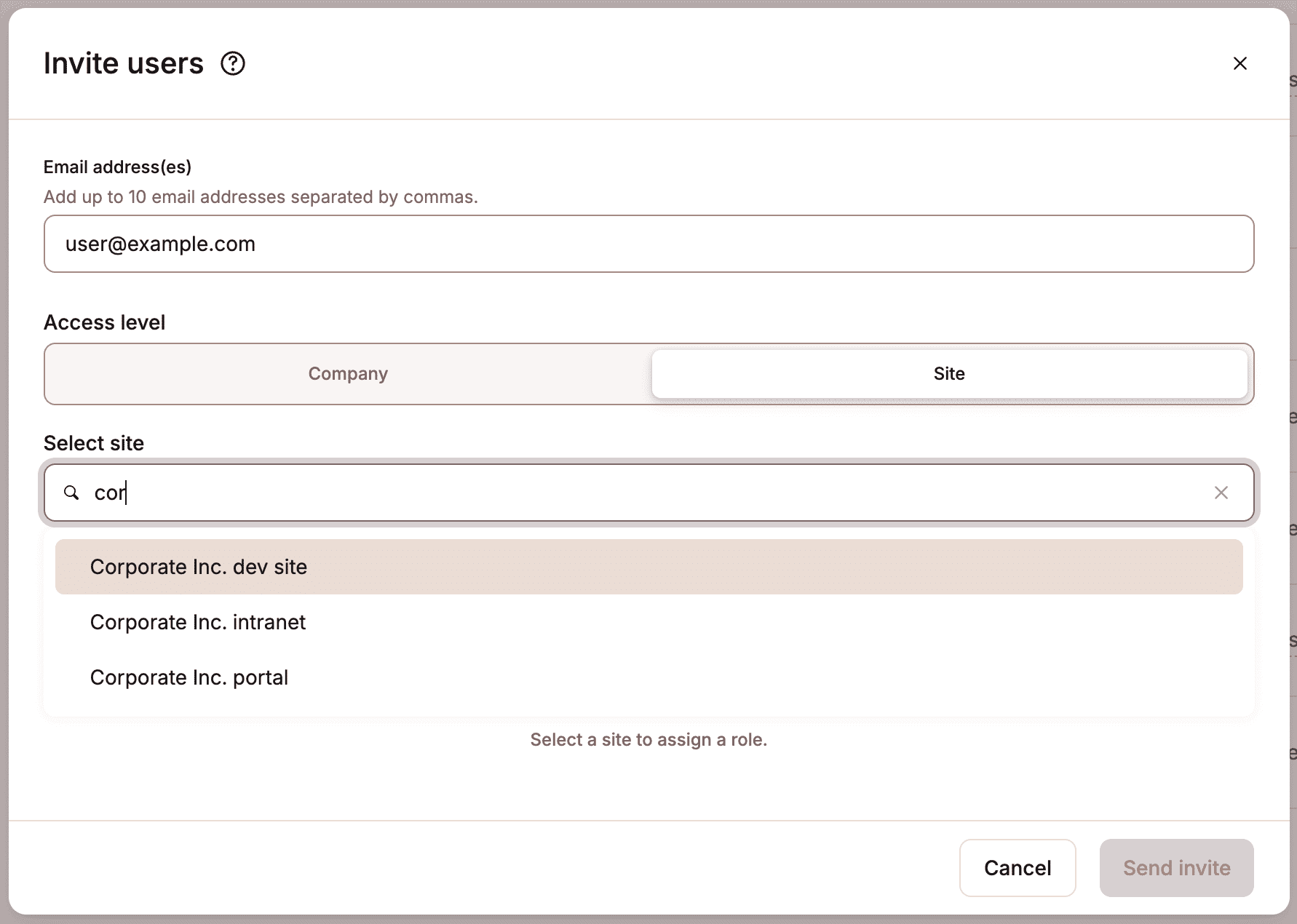 Scegliere il sito a cui si vuole concedere l'accesso all'utente. 