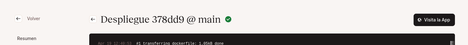 Captura de pantalla con la finalización del despligue de una aplicación en Kinsta con un check verde