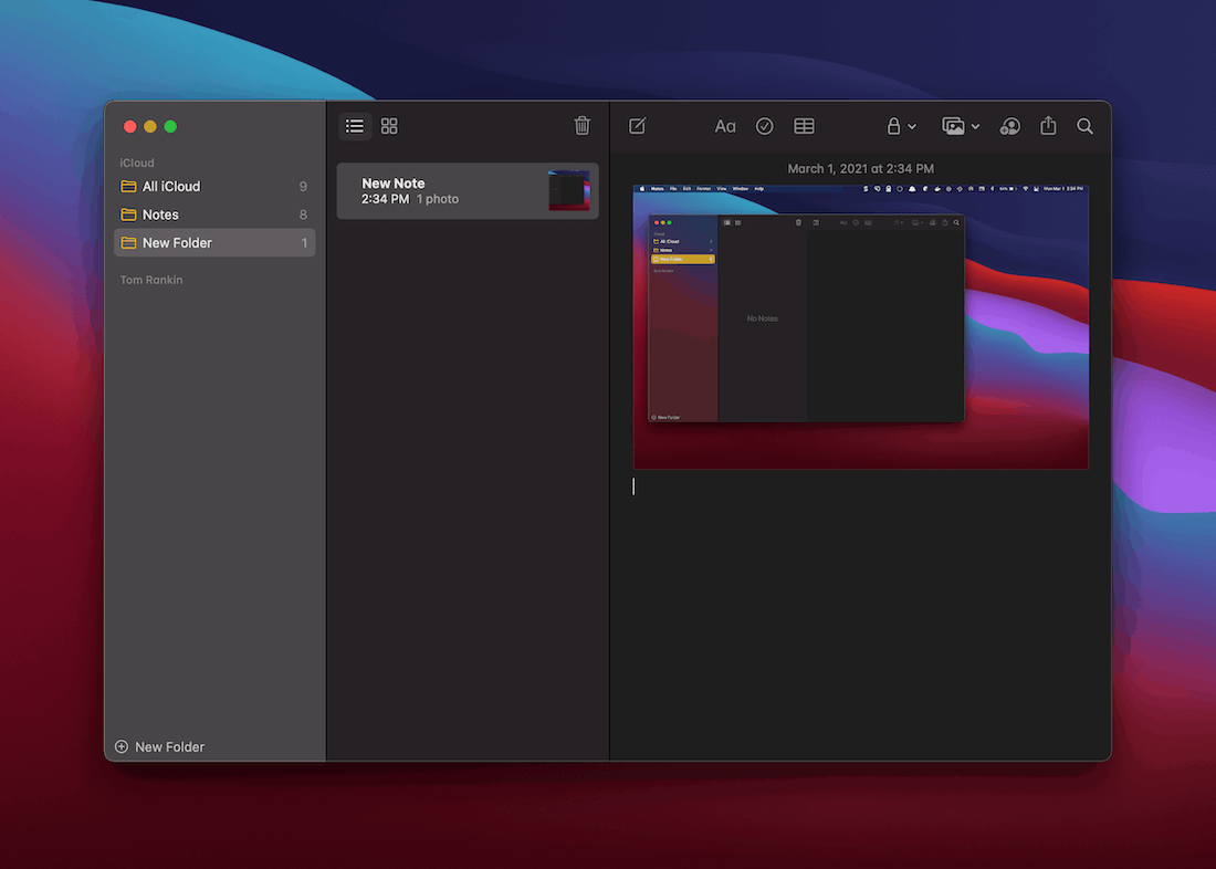 Dragging an image to the Notes app. Faire glisser une image vers l'application Notes.