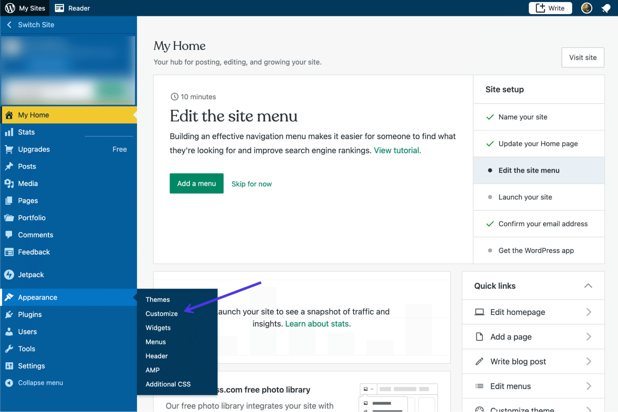Ga naar de Theme Customizer.