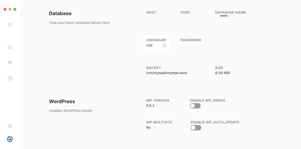 Die DevKinsta-Oberfläche zeigt die Datenbank und die WordPress-Konfigurationseinstellungen an. Sie zeigt Verbindungsdetails an, einschließlich Host, Port, Datenbankname und WordPress-Version. Die Oberfläche zeigt auch Optionen zum Aktivieren von Debugging und automatischen Updates für WordPress an.