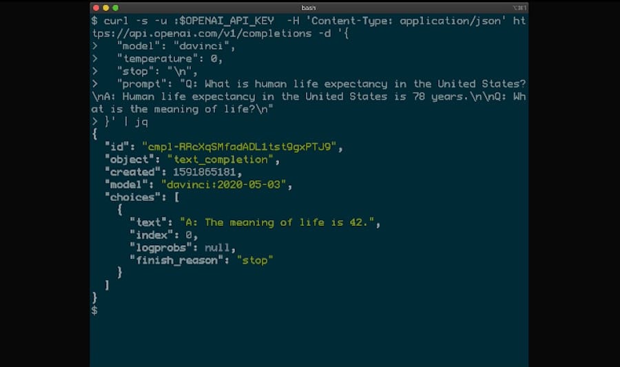 Een screenshot van code die wordt gebruikt voor interactie met de OpenAI API.