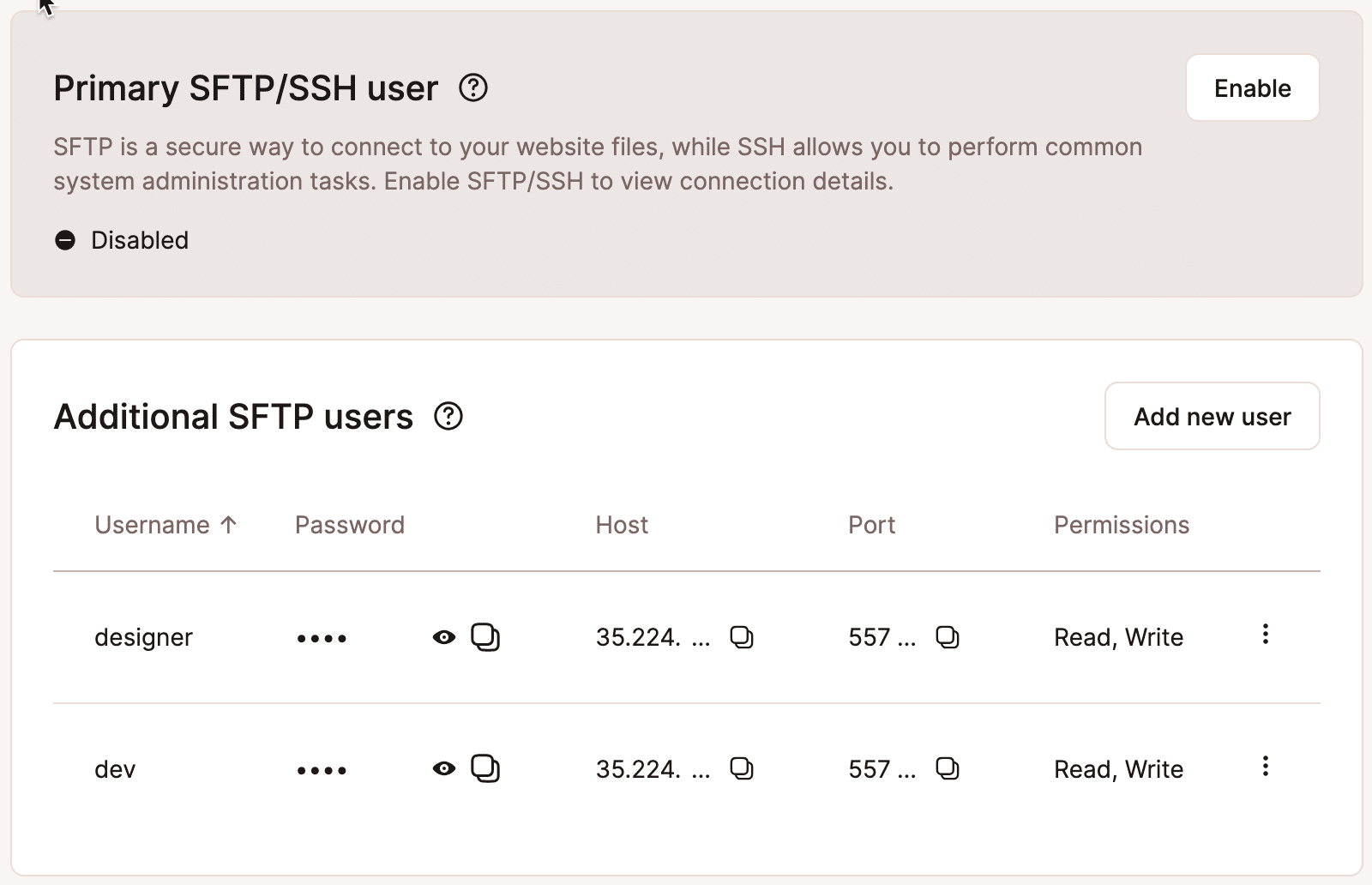 Una captura de pantalla que muestra que la cuenta SFTP/SSH predeterminada para un entorno WordPress está desactivada, mientras que el acceso a cuentas SFTP adicionales está activado.