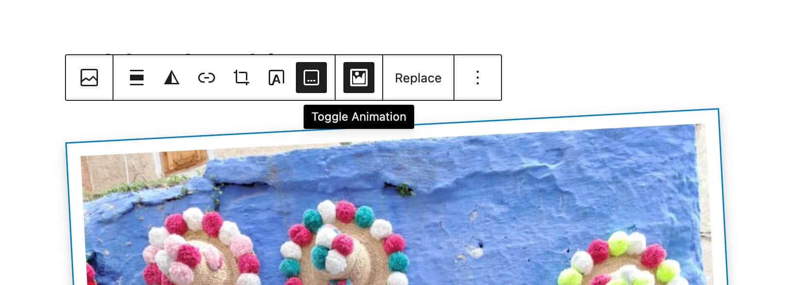 Se ha añadido un botón personalizado a la barra de herramientas del bloque.